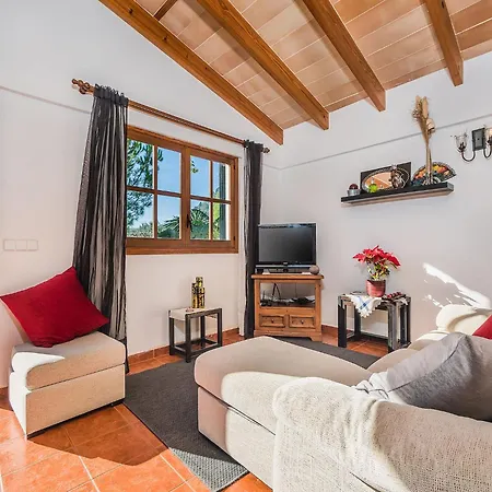 Villa Mountain Escape With Private Pool