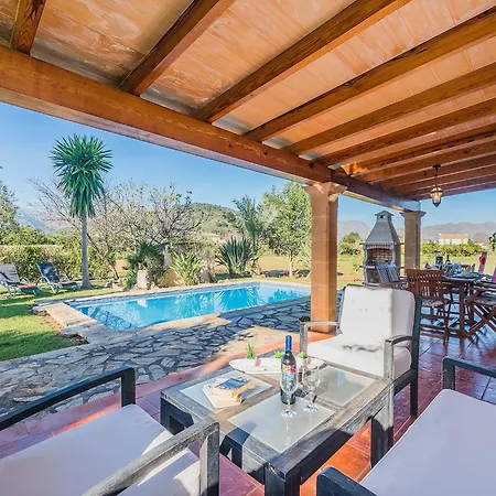 Mountain Escape With Private Pool Villa *